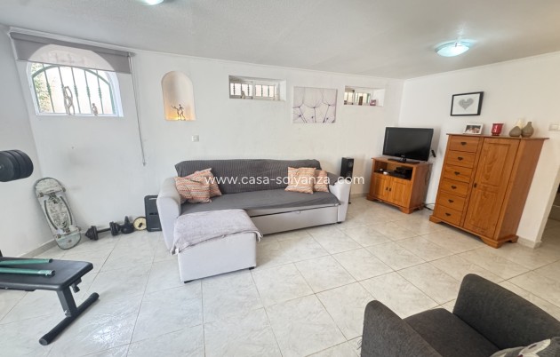 Reventa - Villa - Villamartin - Villamartín