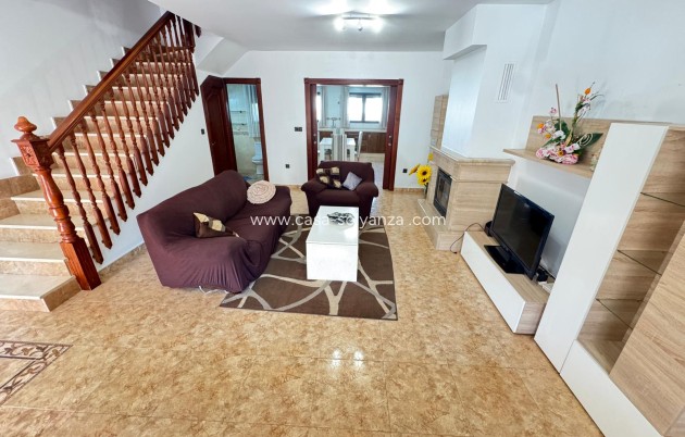 Reventa - Adosado - San Miguel de Salinas