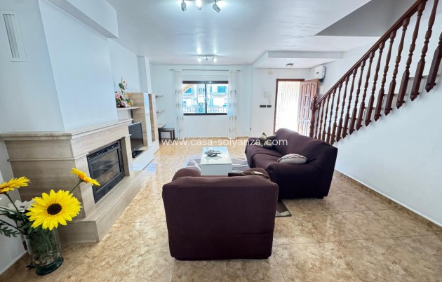 Reventa - Adosado - San Miguel de Salinas