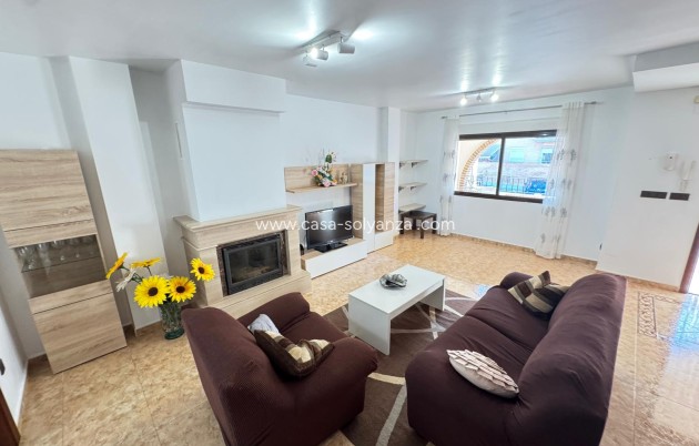 Reventa - Adosado - San Miguel de Salinas