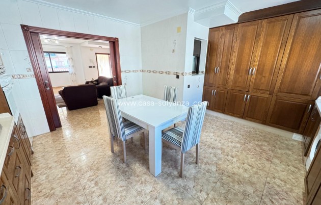 Reventa - Adosado - San Miguel de Salinas