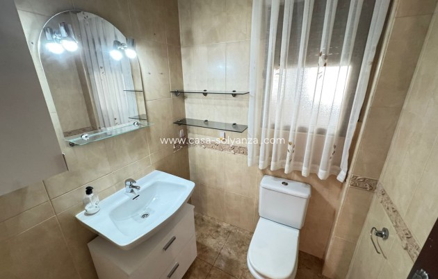 Reventa - Adosado - San Miguel de Salinas