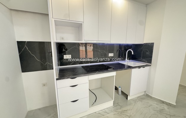 Resale - Apartment / flat - Torrevieja