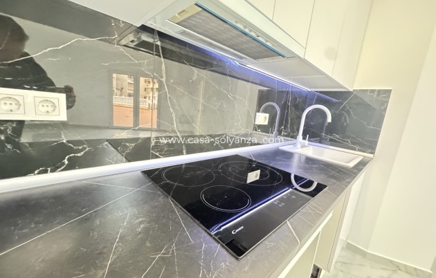 Resale - Apartment / flat - Torrevieja