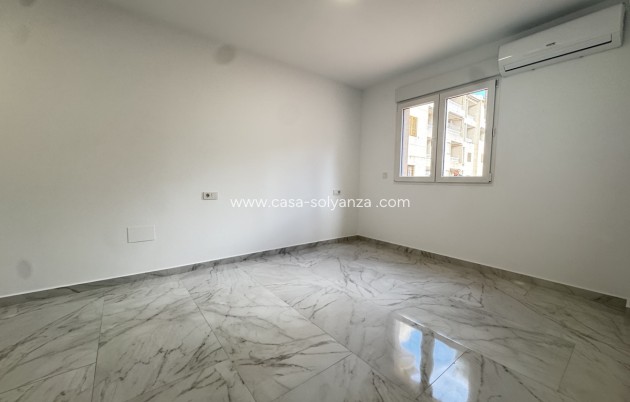 Resale - Apartment / flat - Torrevieja