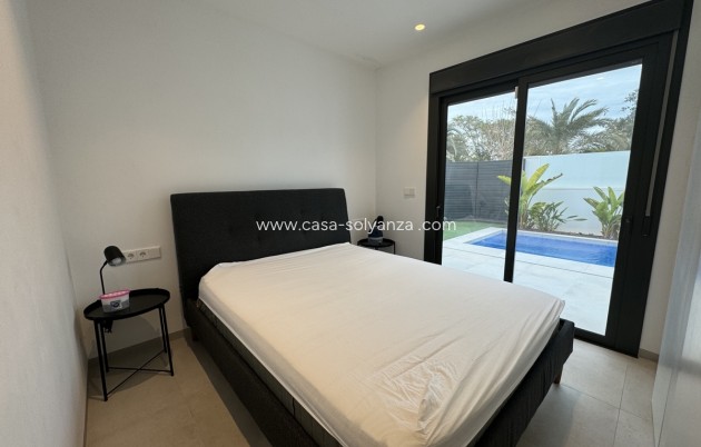 Reventa - Villa - Pilar de la Horadada