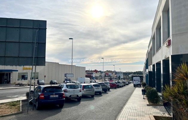Wiederverkauf - Kommerziell - Villamartin - Villamartín