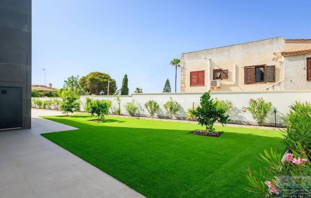 Revente - Villa - Torrevieja - Los Balcones