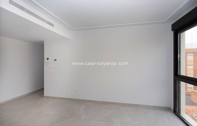 Revente - Appartement - Torrevieja - Paseo maritimo