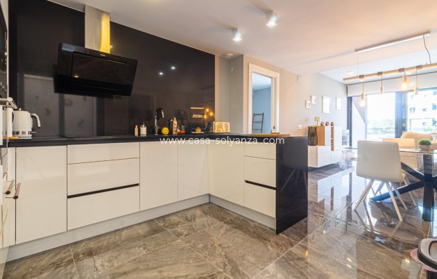 Revente - Appartement - Orihuela Costa - La Florida