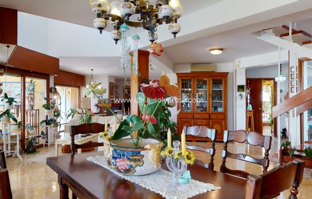 Wiederverkauf - Villa - Orihuela Costa