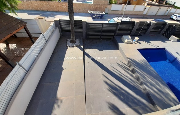 Herverkoop - Villa - Orihuela Costa