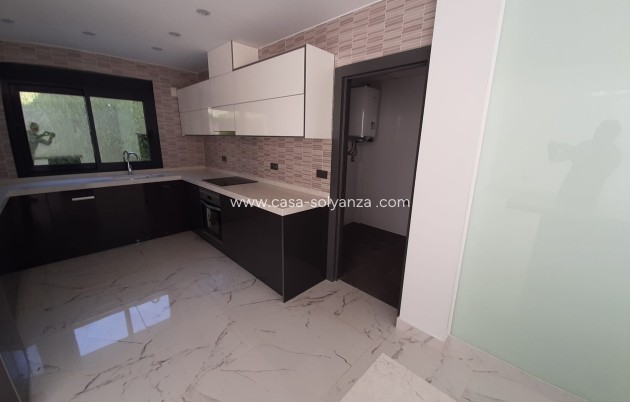 Herverkoop - Villa - Orihuela Costa