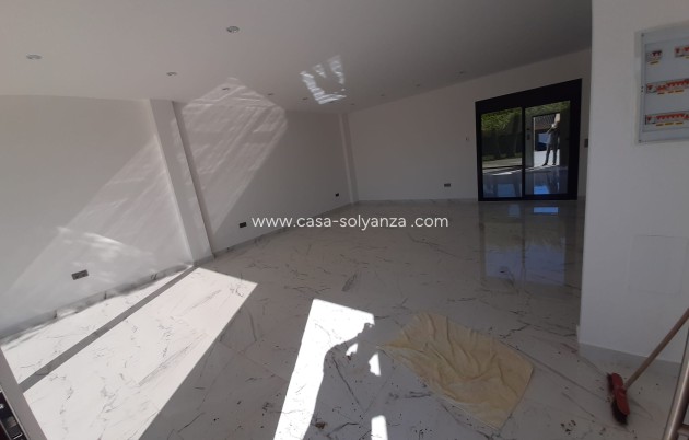 Herverkoop - Villa - Orihuela Costa