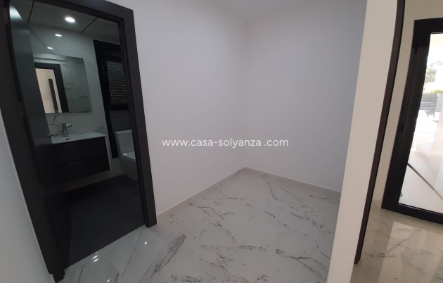 Herverkoop - Villa - Orihuela Costa