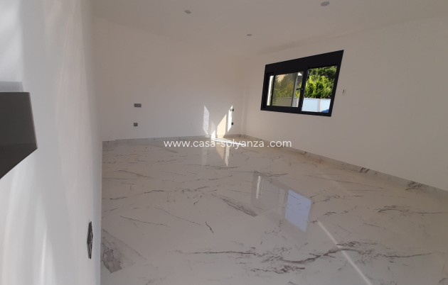 Herverkoop - Villa - Orihuela Costa