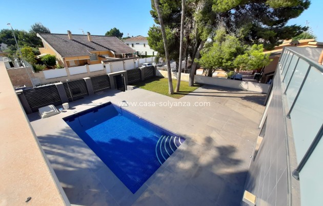 Herverkoop - Villa - Orihuela Costa