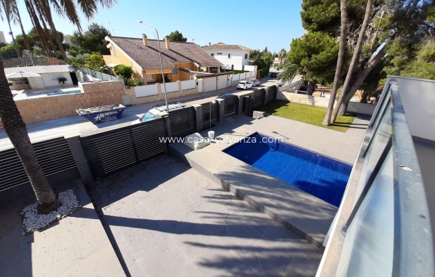 Herverkoop - Villa - Orihuela Costa