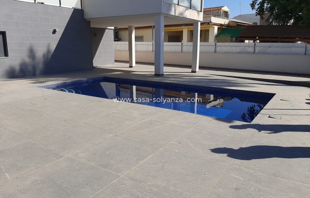 Herverkoop - Villa - Orihuela Costa