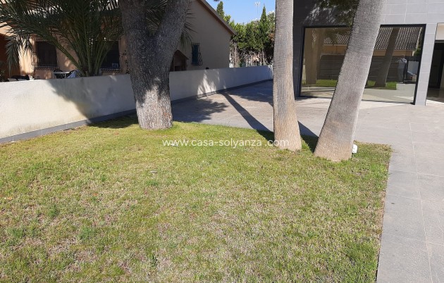 Herverkoop - Villa - Orihuela Costa