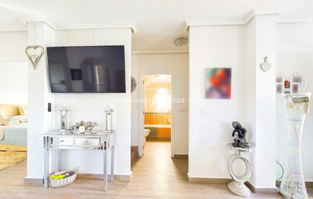 Wiederverkauf - Villa - Pinar de Campoverde