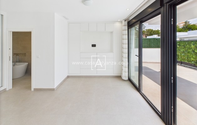 Herverkoop - Villa - Pinar de Campoverde