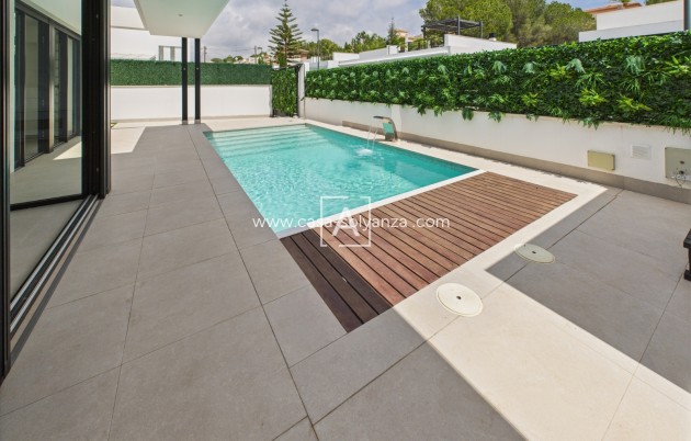 Herverkoop - Villa - Pinar de Campoverde