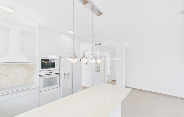 Herverkoop - Villa - Pinar de Campoverde