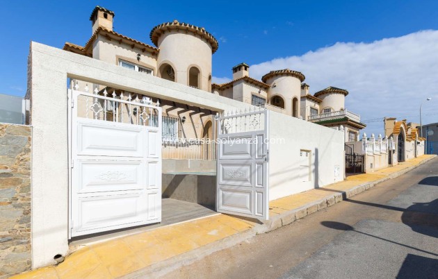 Revente - Villa - Orihuela - Orihuela Costa