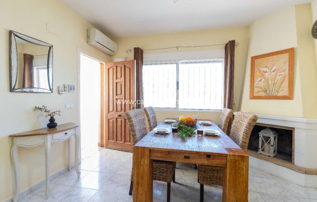 Revente - Villa - Orihuela - Orihuela Costa