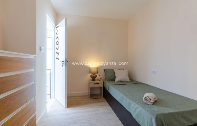 Revente - Villa - Torrevieja - El acequión