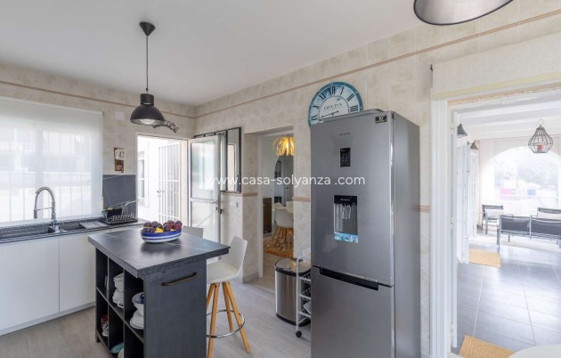 Wiederverkauf - Villa - Orihuela