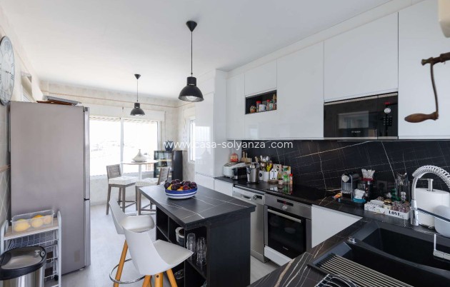 Wiederverkauf - Villa - Orihuela