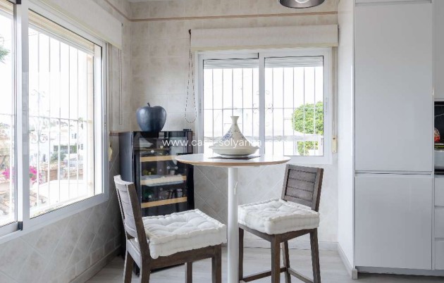 Wiederverkauf - Villa - Orihuela