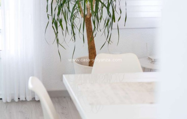 Wiederverkauf - Villa - Orihuela