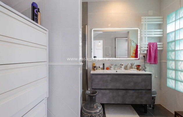 Wiederverkauf - Villa - Orihuela