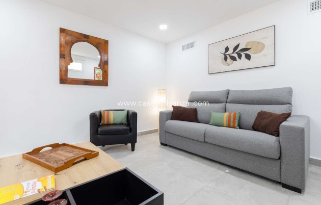 Wiederverkauf - Villa - Orihuela