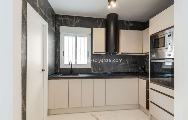 Revente - Villa - Orihuela - Orihuela Costa