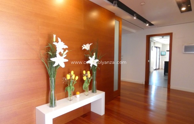 Herverkoop - Independent villa - Algorfa