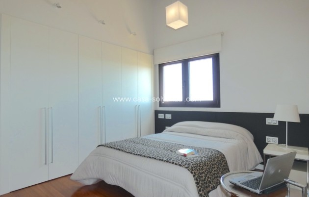 Herverkoop - Independent villa - Algorfa