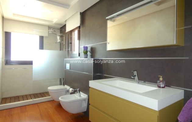 Herverkoop - Independent villa - Algorfa