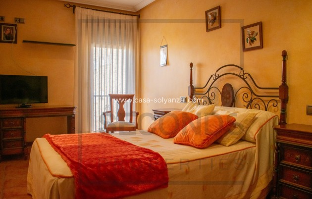 Herverkoop - Villa / Semi detached - Guardamar del Segura