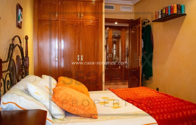 Herverkoop - Villa / Semi detached - Guardamar del Segura