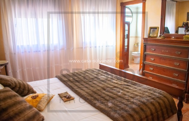 Herverkoop - Villa / Semi detached - Guardamar del Segura