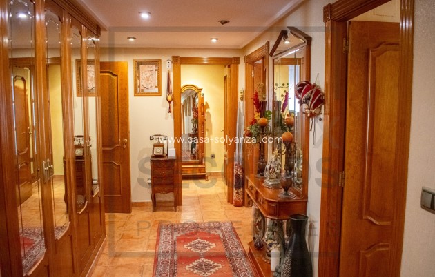 Herverkoop - Villa / Semi detached - Guardamar del Segura