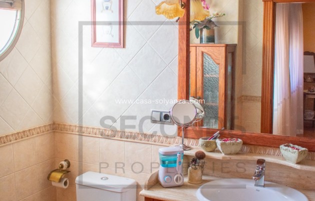 Herverkoop - Villa / Semi detached - Guardamar del Segura