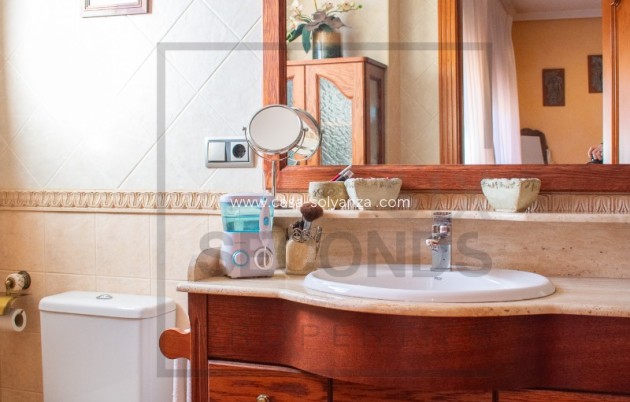 Herverkoop - Villa / Semi detached - Guardamar del Segura