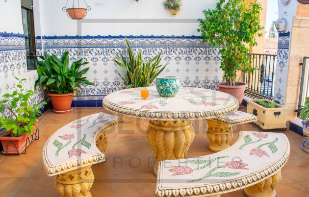 Herverkoop - Villa / Semi detached - Guardamar del Segura