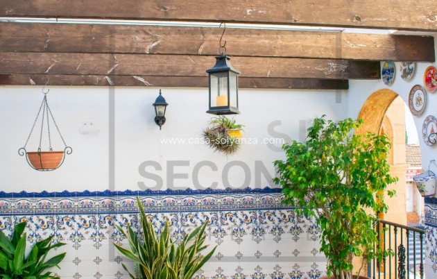 Herverkoop - Villa / Semi detached - Guardamar del Segura