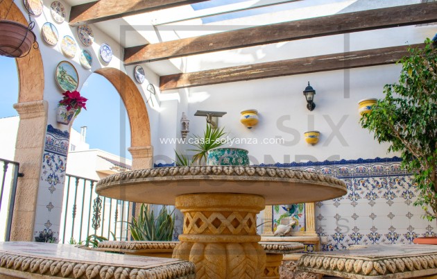 Herverkoop - Villa / Semi detached - Guardamar del Segura